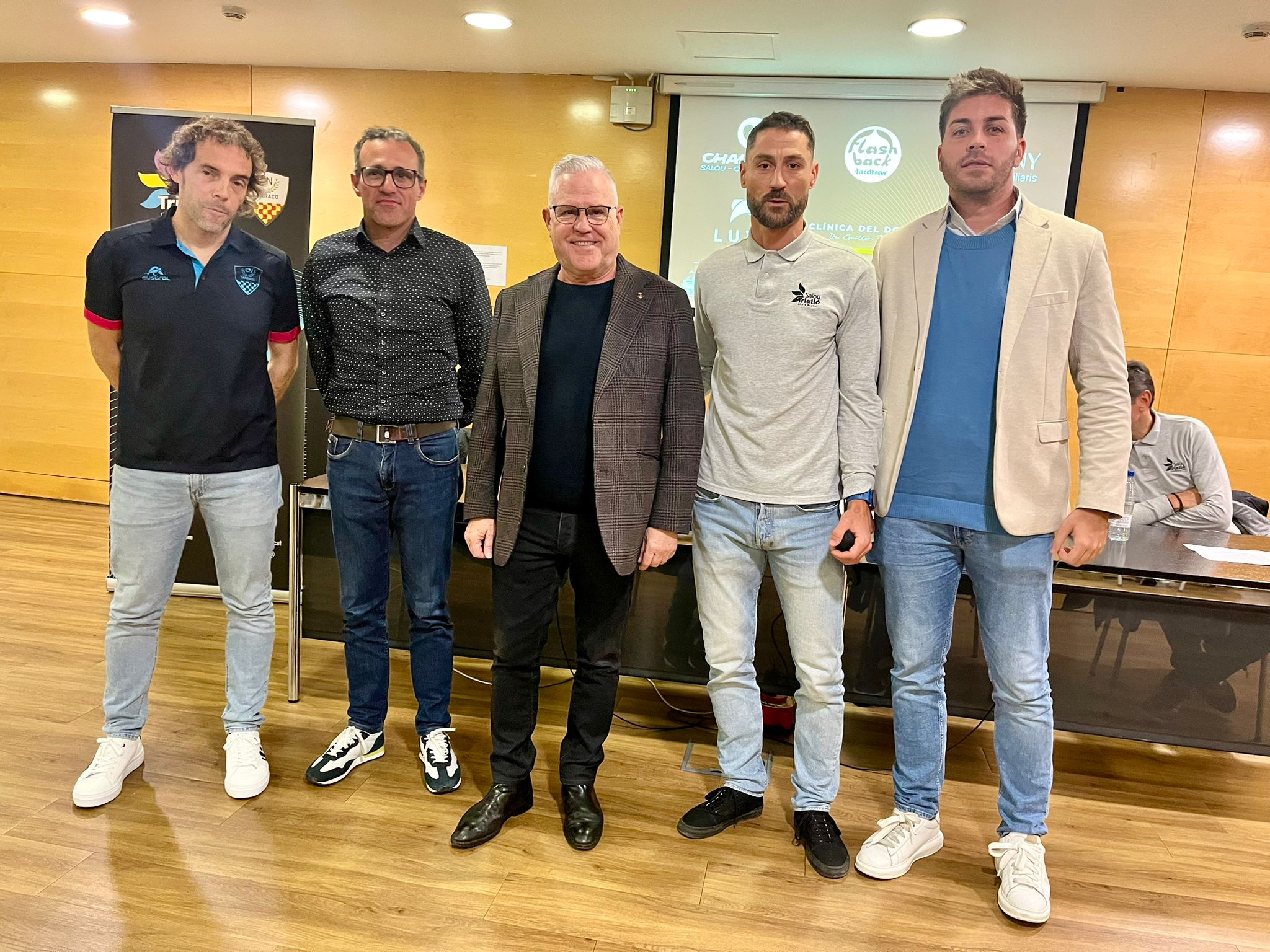 El Club Natació Tàrraco i el Salou Triatló Costa Daurada signen un acord de col·laboració